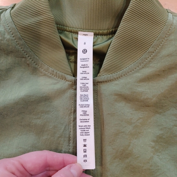 Lululemon Women’s Non-Stop Bomber Jacket Size 8 Reversible Green Foliage - Picture 9 of 13